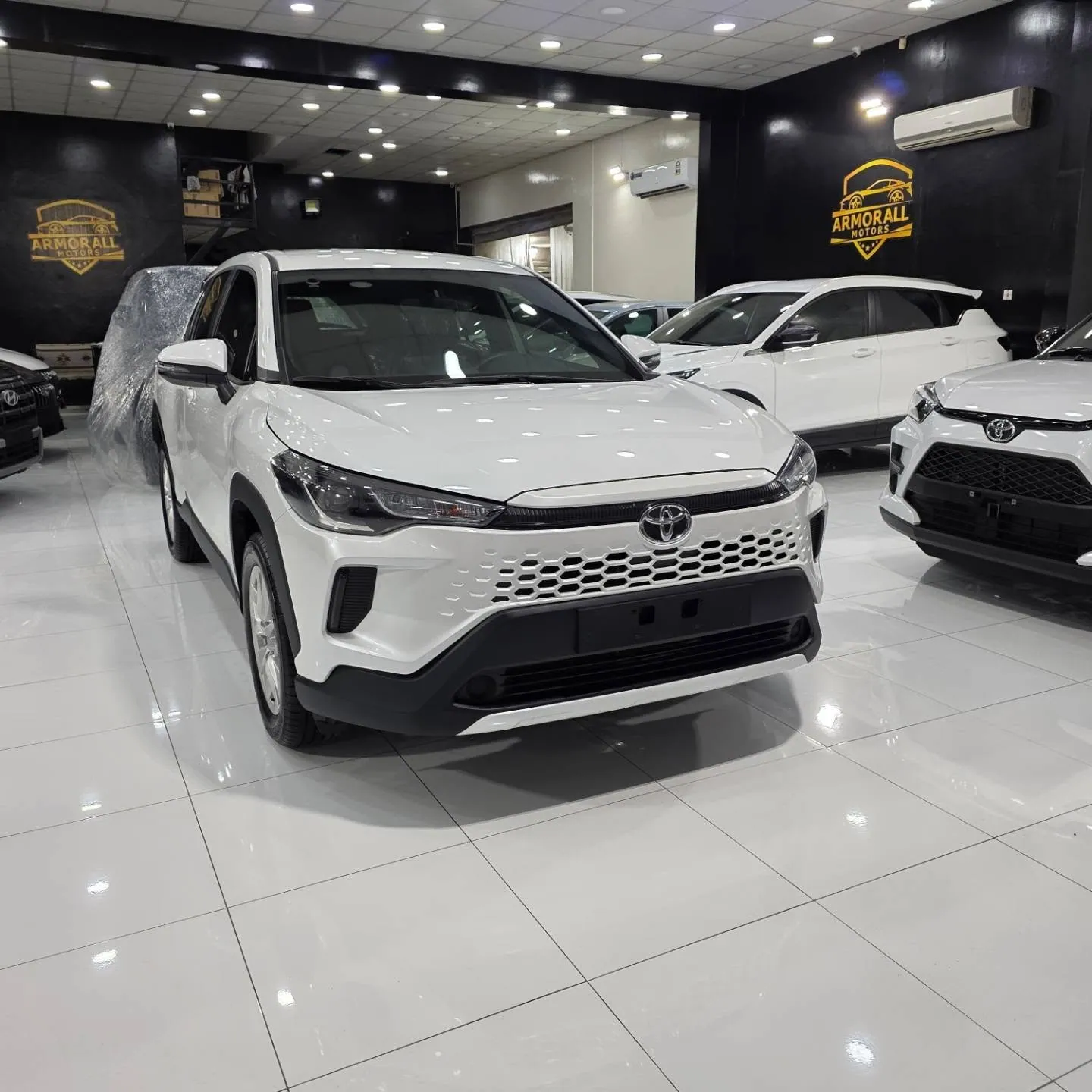 2026 Toyota Corolla Cross, photograph 2 of 6